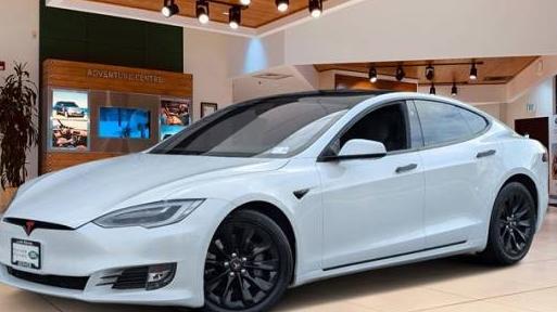 TESLA MODEL S 2018 5YJSA1E23JF281090 image